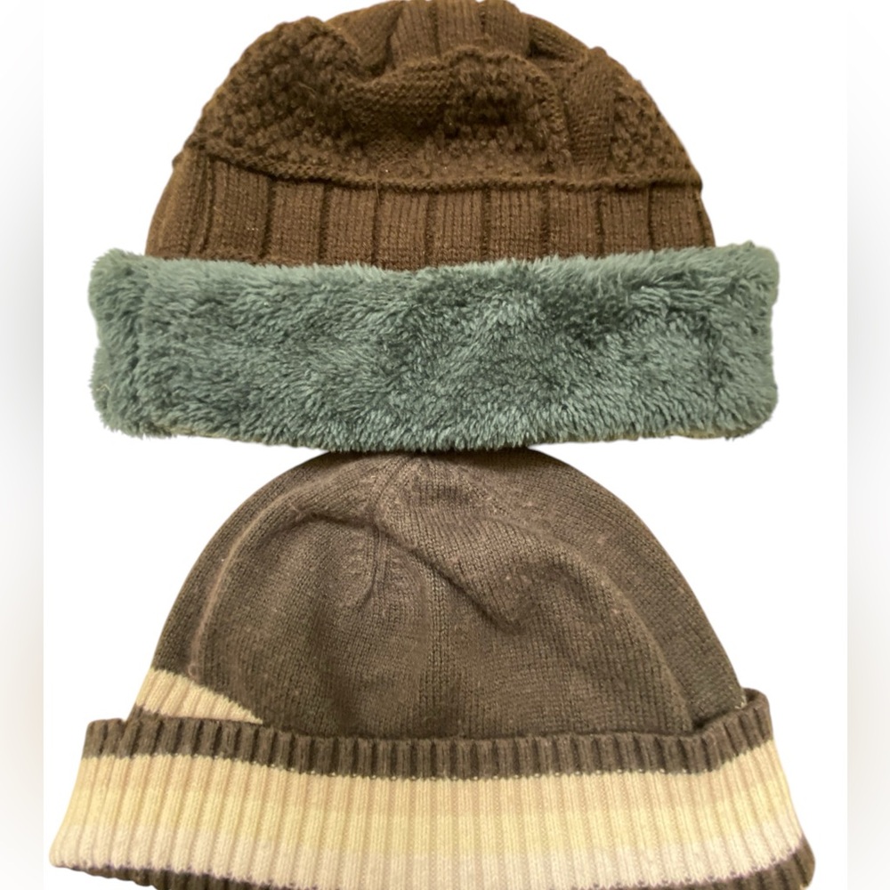 Beanies/Hats 2 for one price !
